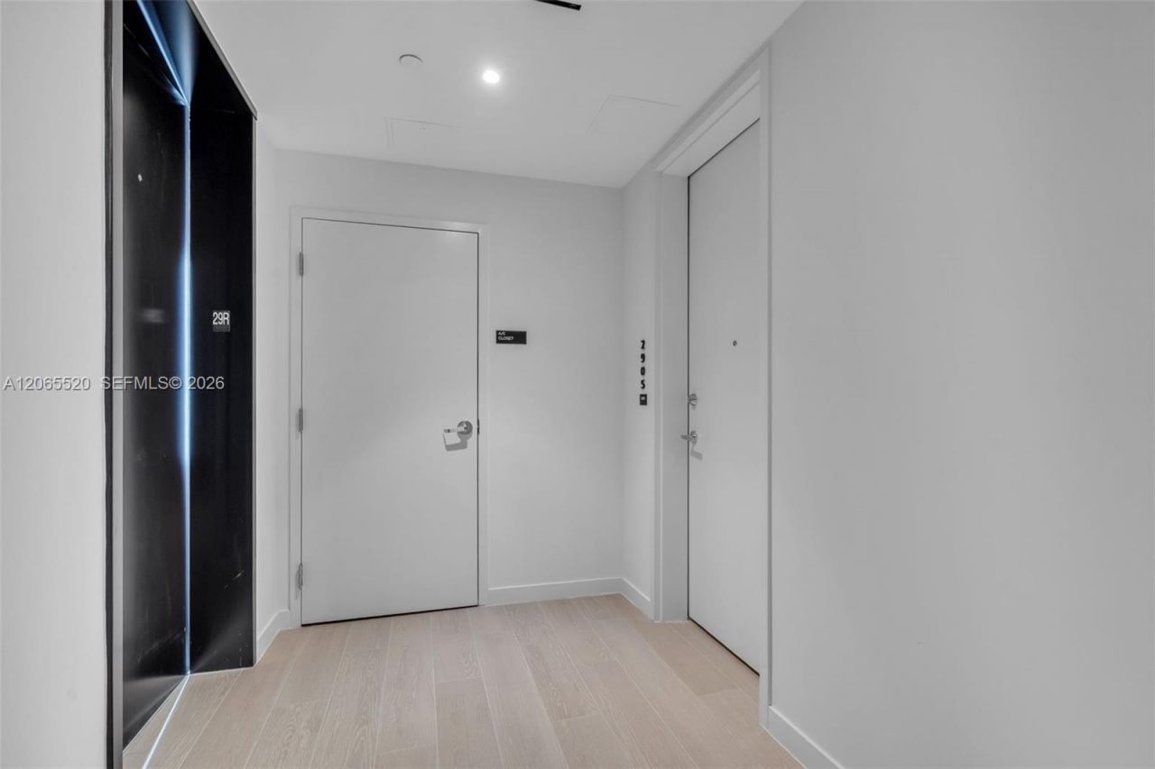 1400 Biscayne Blvd, Unit 2905, Miami, FL 33132 Photo