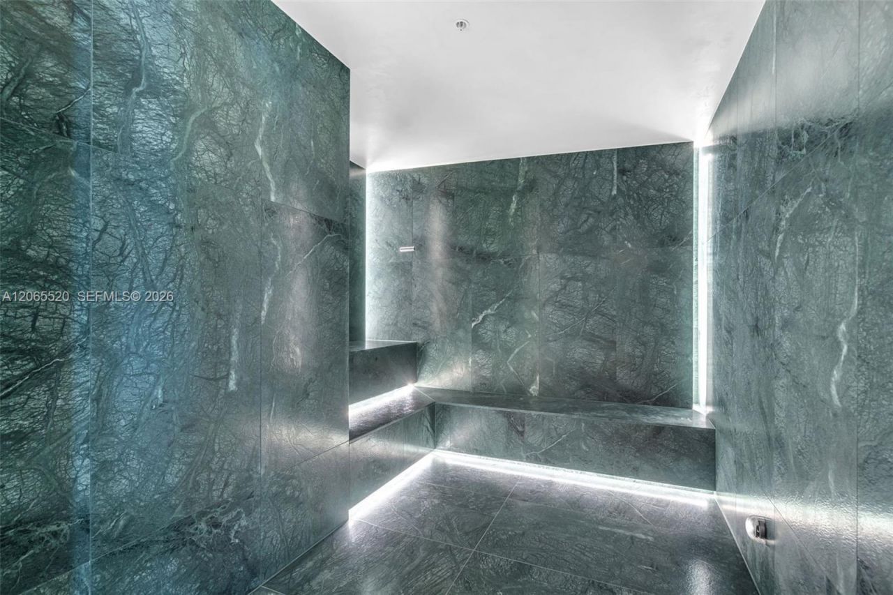 1400 Biscayne Blvd, Unit 2905, Miami, FL 33132 Photo