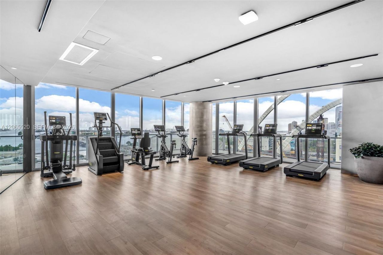 1400 Biscayne Blvd, Unit 2905, Miami, FL 33132 Photo