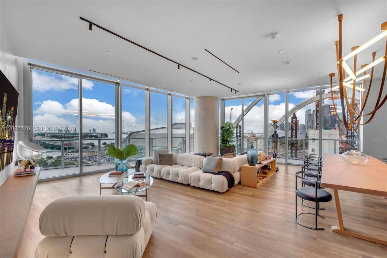 1400 Biscayne Blvd, Unit 2905, Miami, FL 33132 Photo