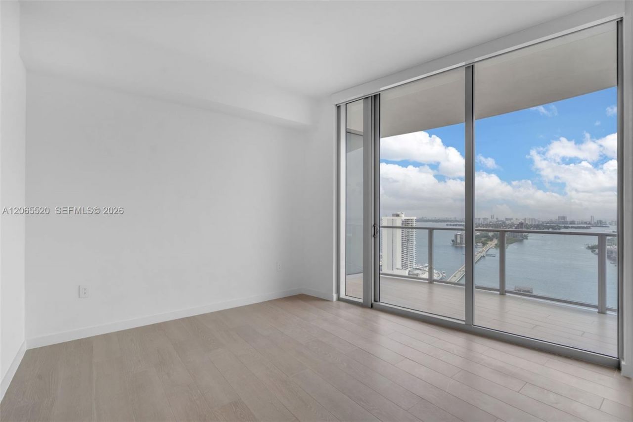 1400 Biscayne Blvd, Unit 2905, Miami, FL 33132 Photo