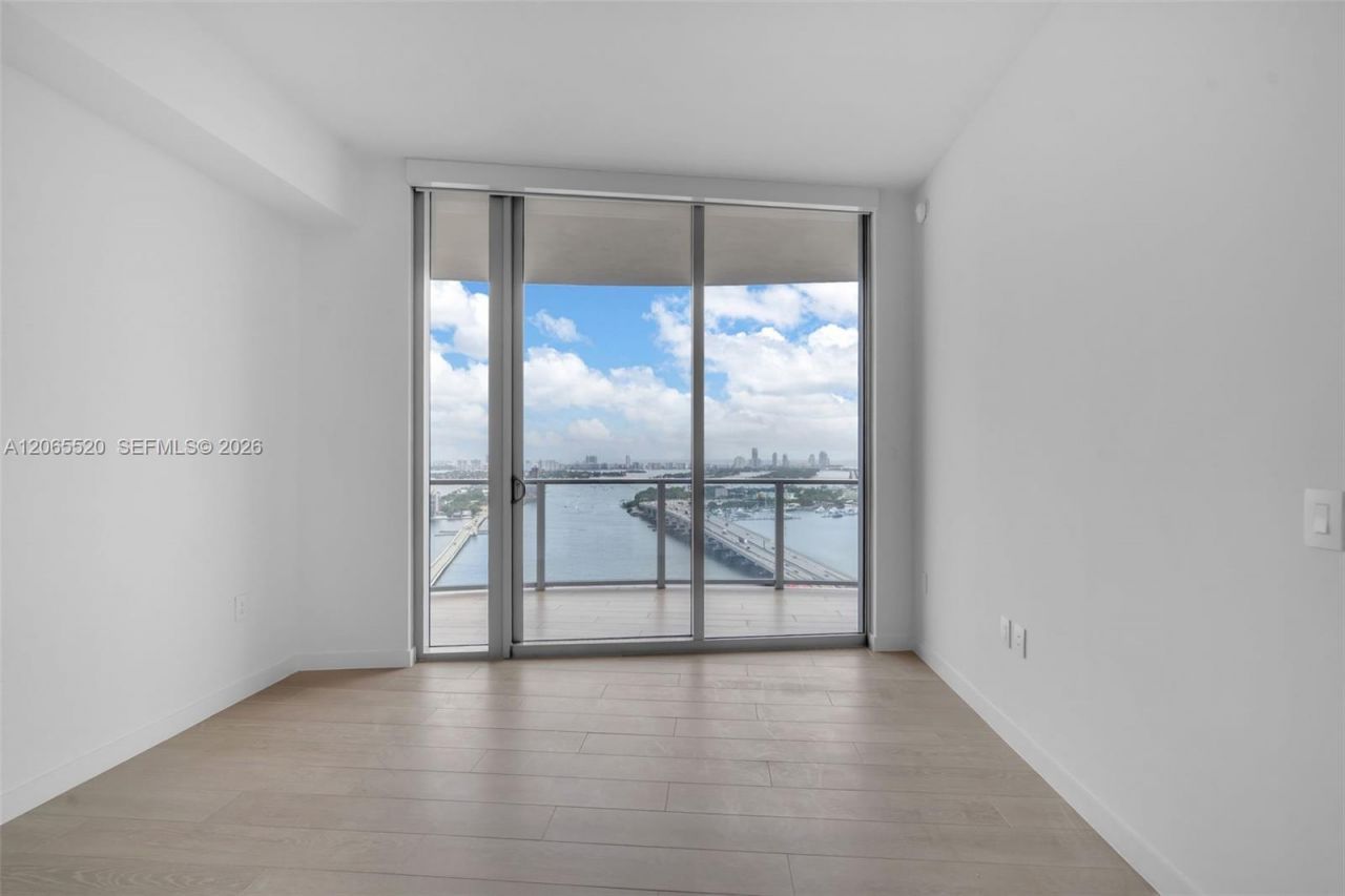 1400 Biscayne Blvd, Unit 2905, Miami, FL 33132 Photo