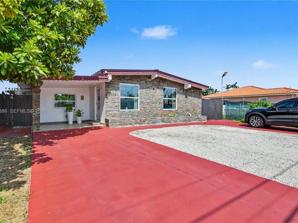 3538 SW 87th Ct, Miami, FL 33165