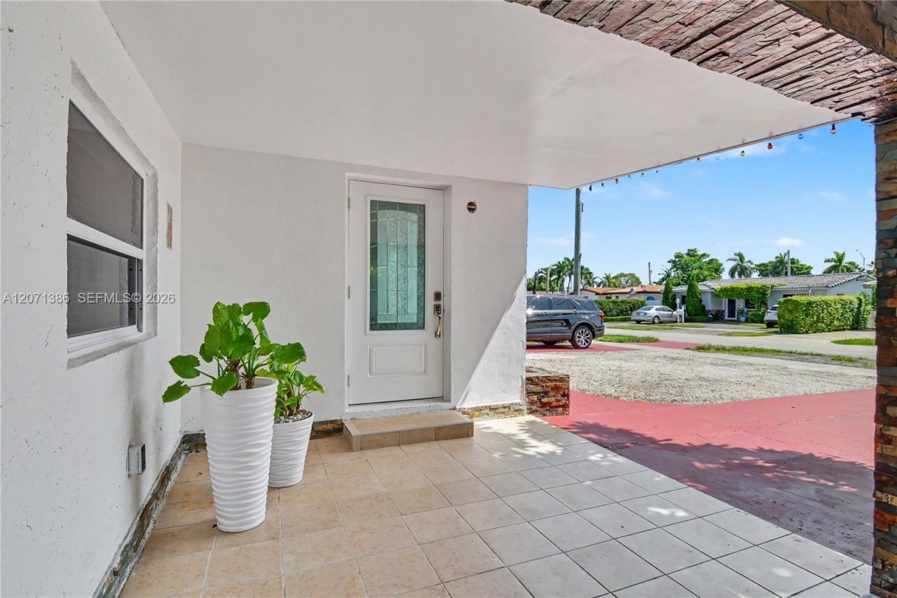 3538 SW 87th Ct, Miami, FL 33165 Photo