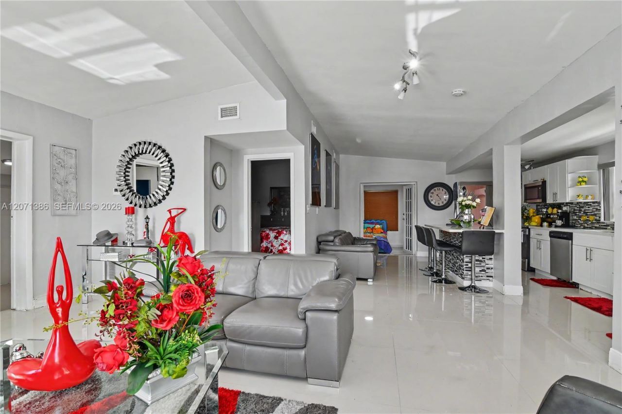3538 SW 87th Ct, Miami, FL 33165 Photo