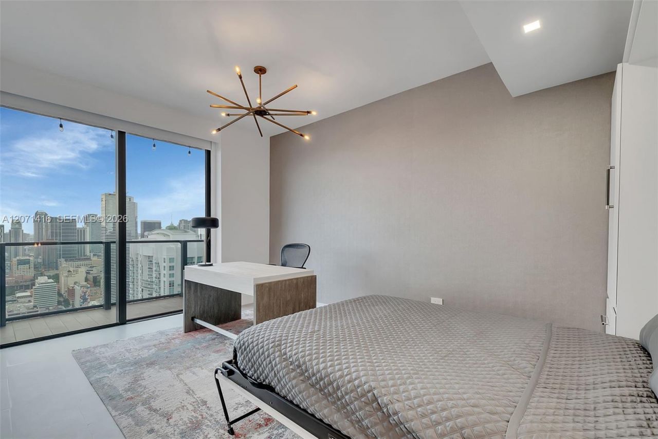 68 SE 6th St , Unit 3911, Miami, FL 33131 Photo