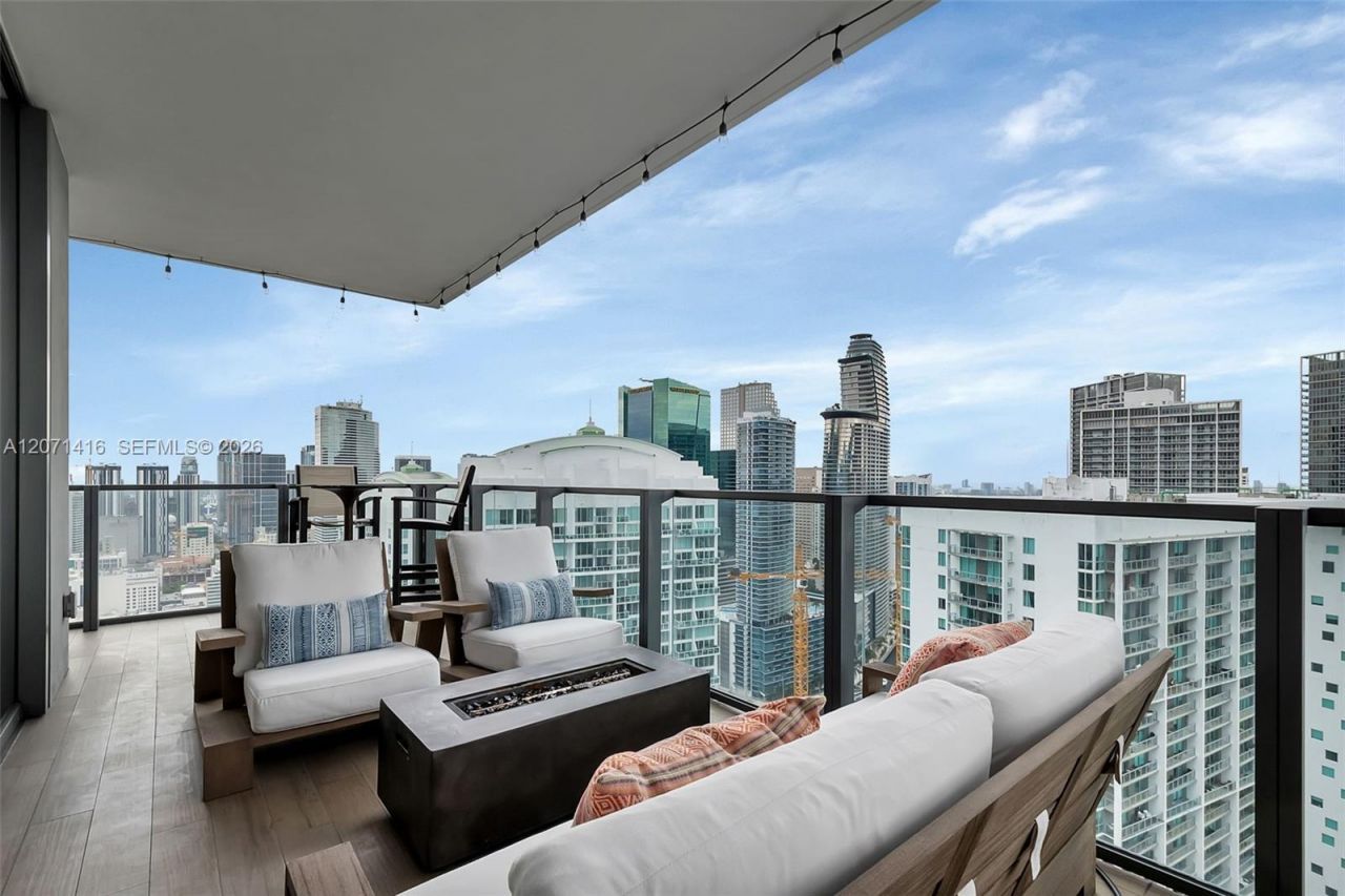 68 SE 6th St , Unit 3911, Miami, FL 33131 Photo