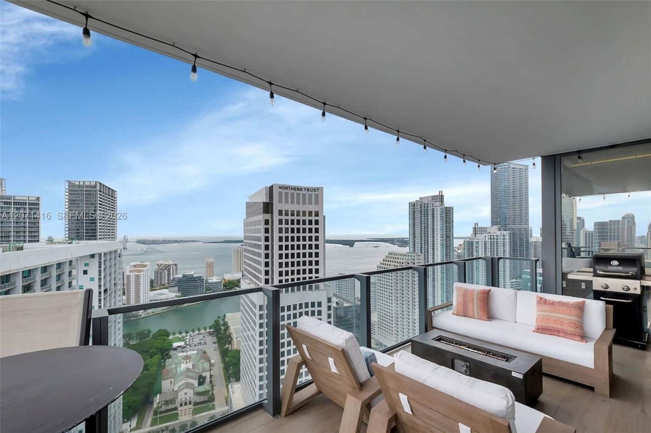 68 SE 6th St , Unit 3911, Miami, FL 33131 Photo