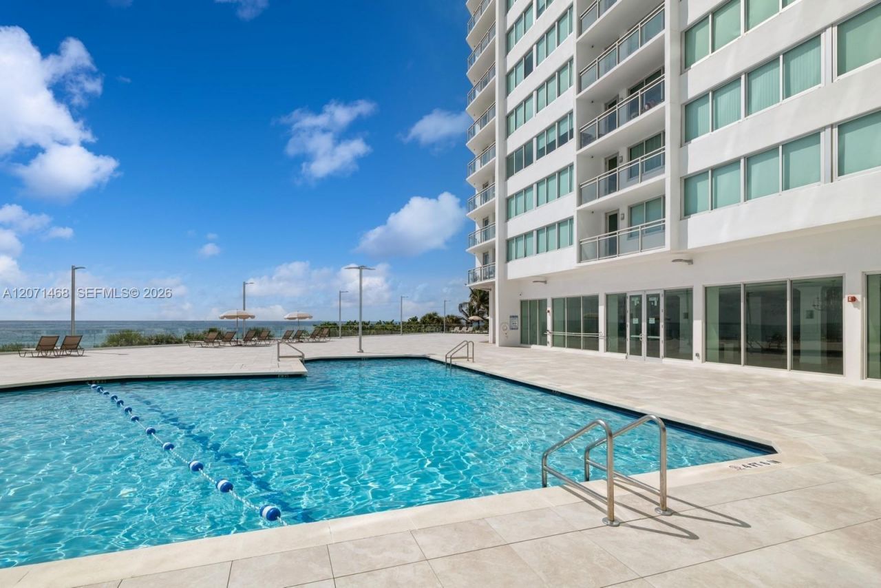 7135 Collins Ave , Unit 1125, Miami Beach, FL 33141 Photo