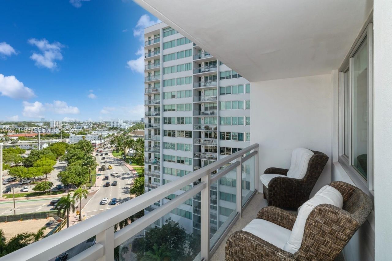7135 Collins Ave , Unit 1125, Miami Beach, FL 33141 Photo