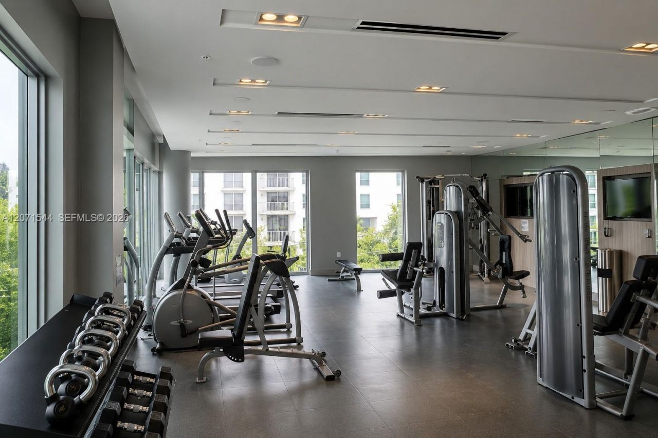 1600 SW 1st Ave , Unit 303, Miami, FL 33129 Photo
