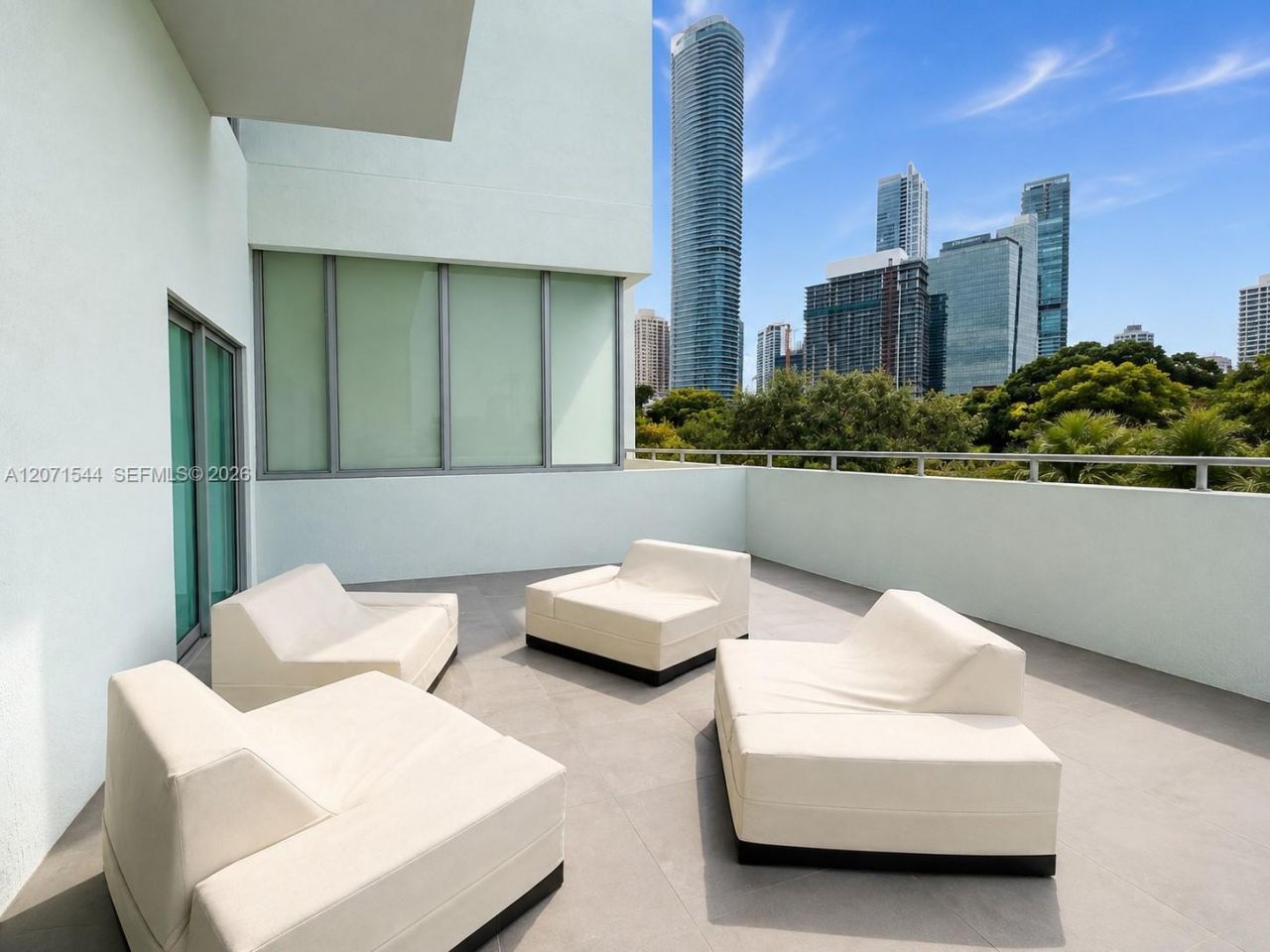 1600 SW 1st Ave , Unit 303, Miami, FL 33129 Photo