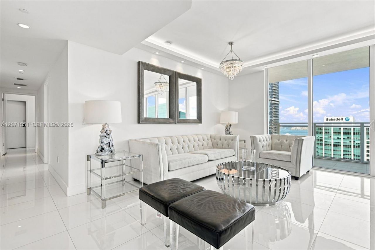 1080 Brickell Ave , Unit 3800, Miami, FL 33131 Photo