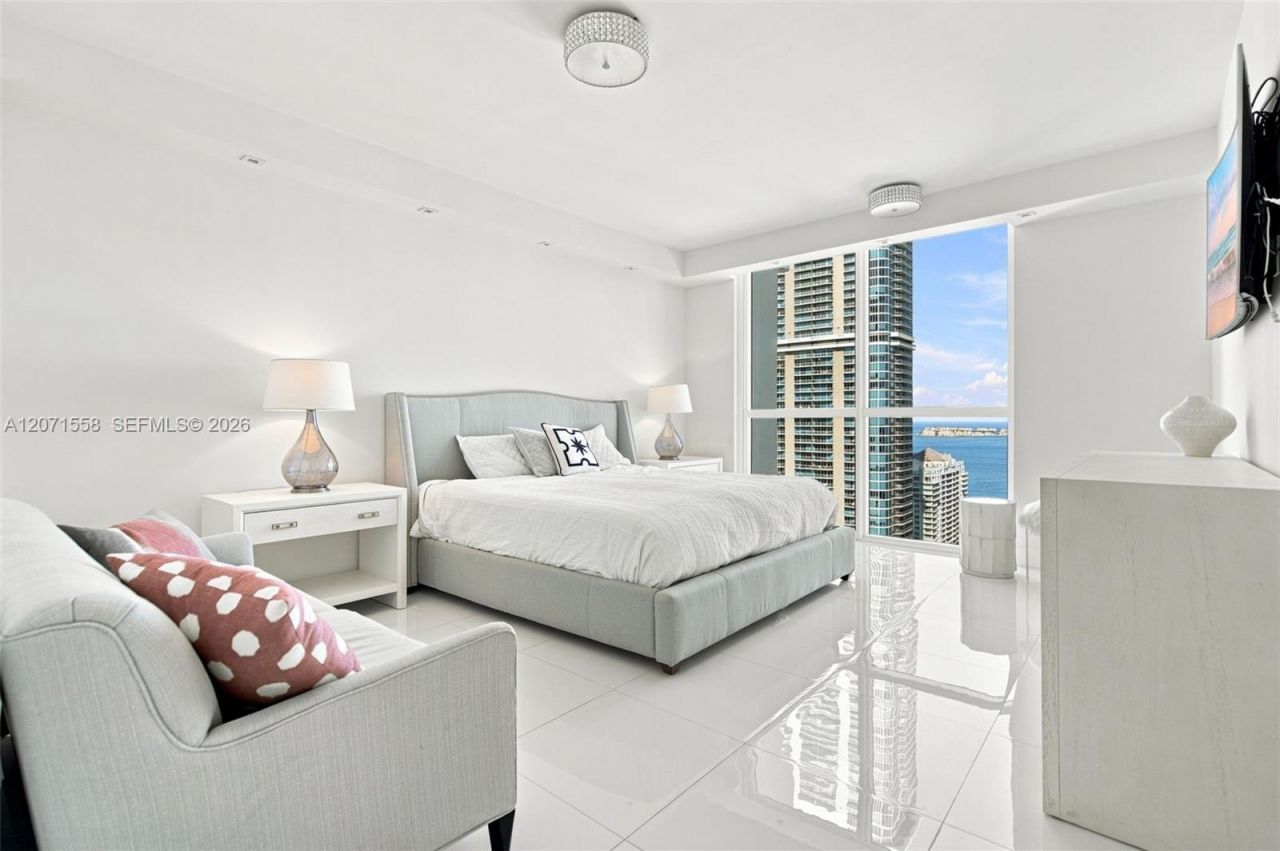 1080 Brickell Ave , Unit 3800, Miami, FL 33131 Photo