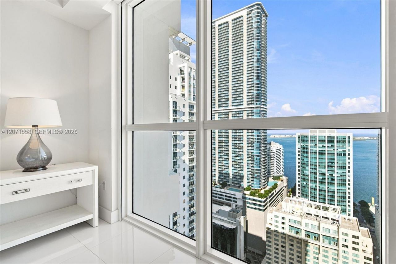 1080 Brickell Ave , Unit 3800, Miami, FL 33131 Photo
