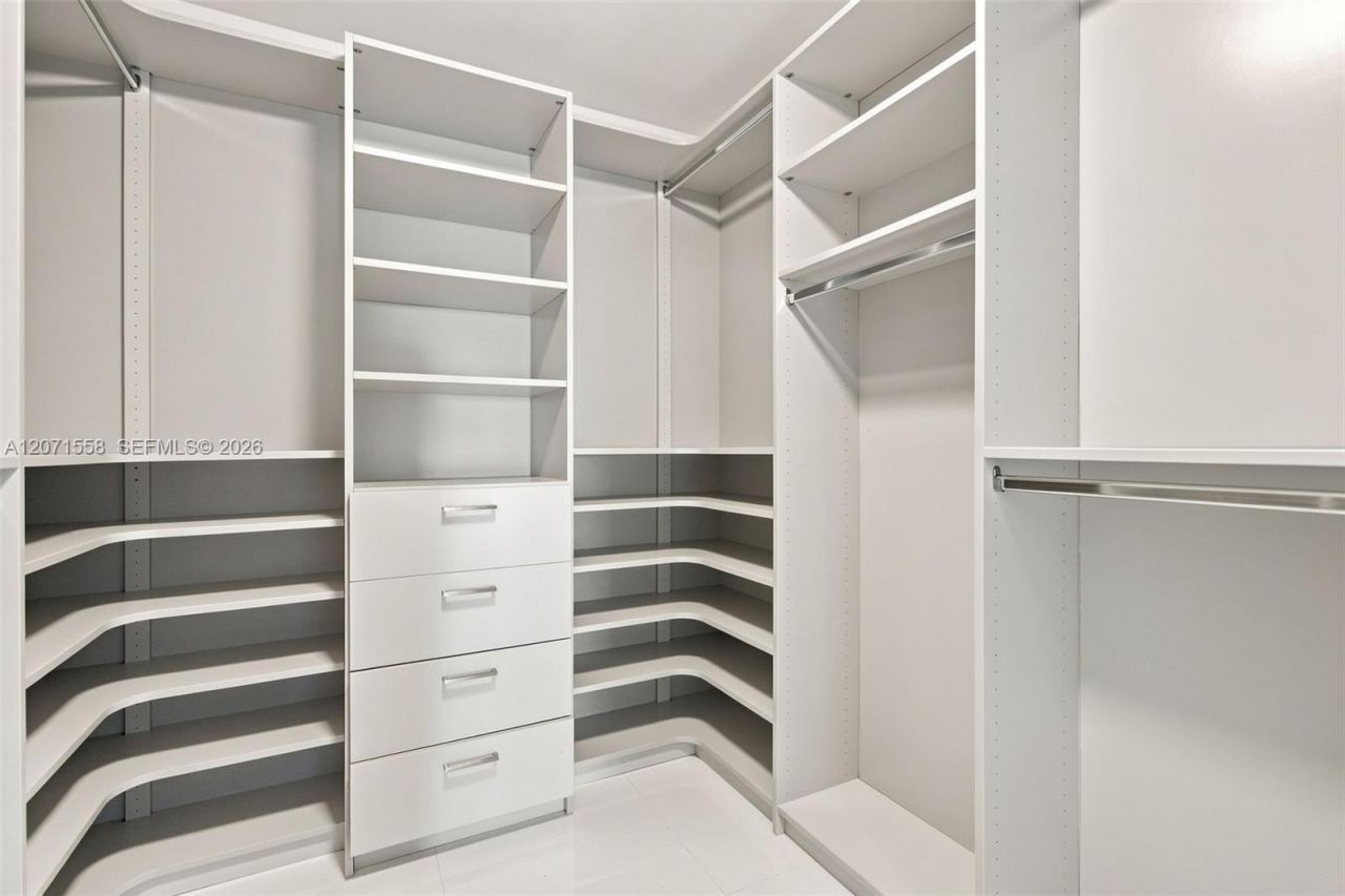1080 Brickell Ave , Unit 3800, Miami, FL 33131 Photo