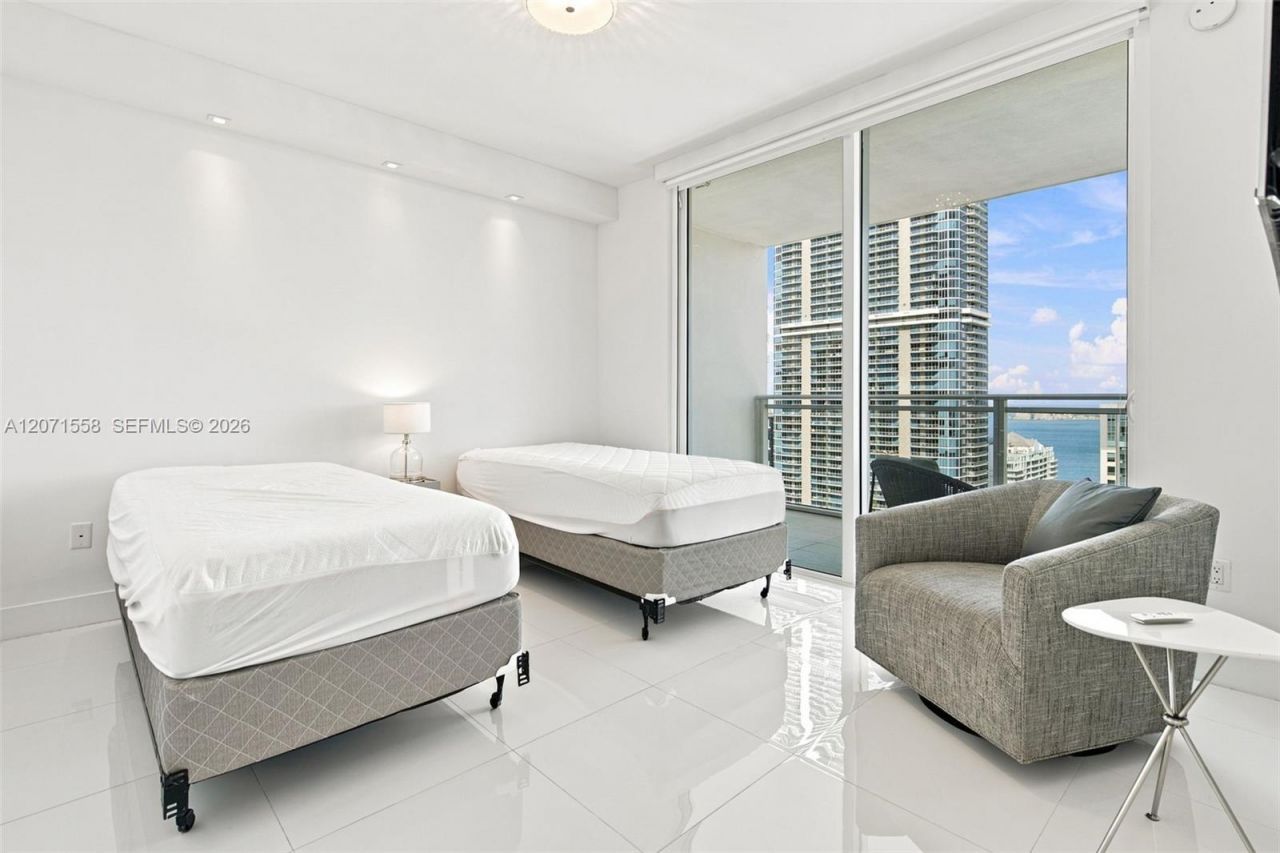 1080 Brickell Ave , Unit 3800, Miami, FL 33131 Photo