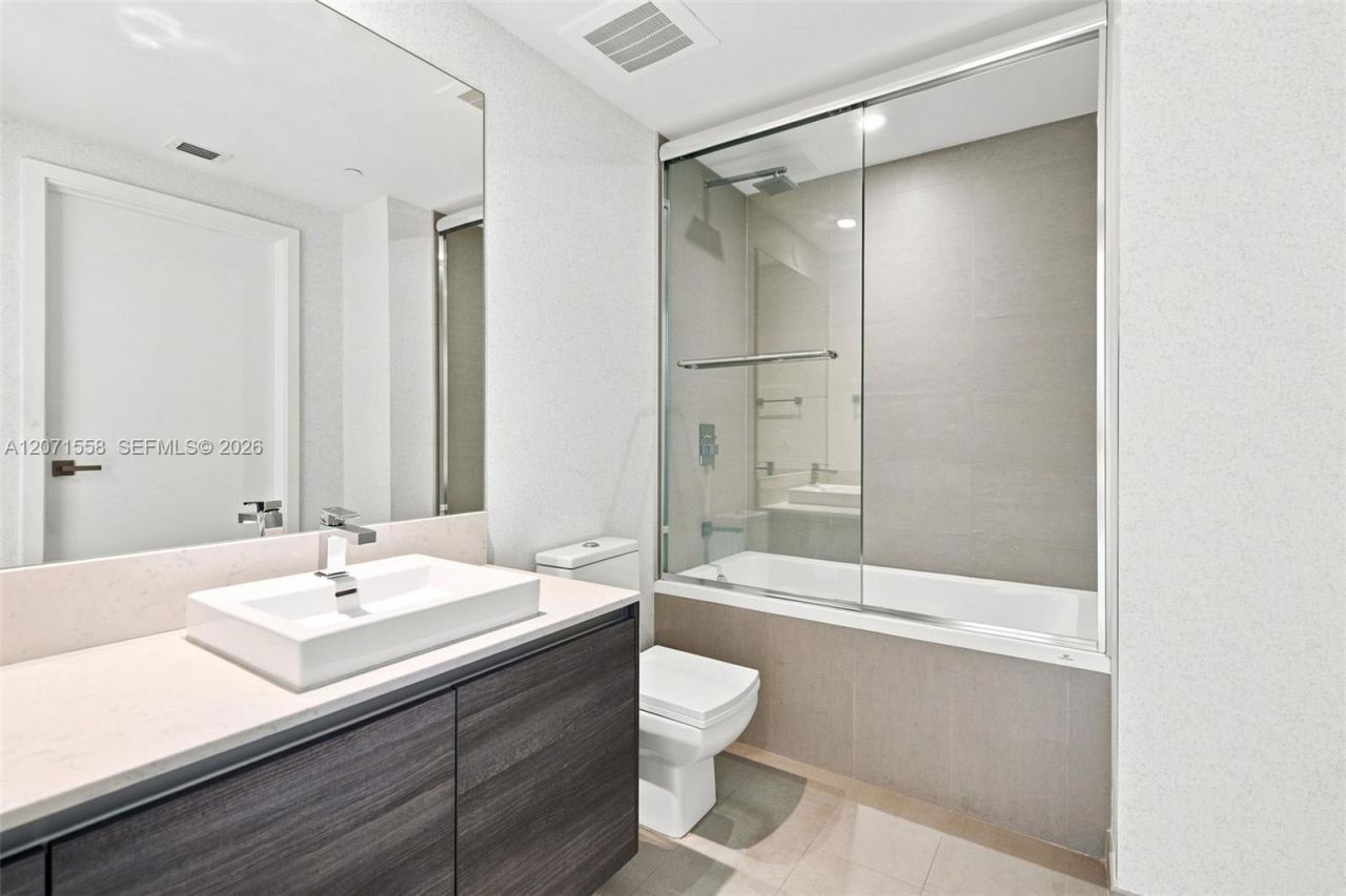 1080 Brickell Ave , Unit 3800, Miami, FL 33131 Photo