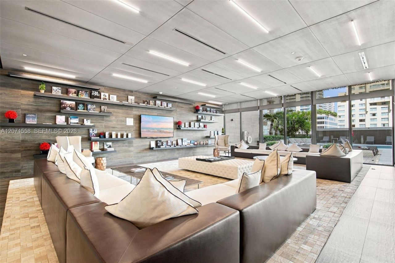 1080 Brickell Ave , Unit 3800, Miami, FL 33131 Photo