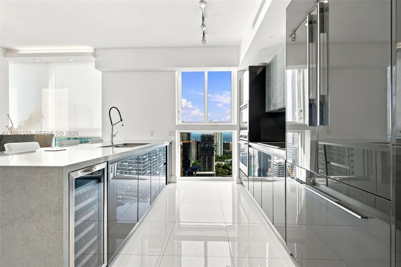 1080 Brickell Ave , Unit 3800, Miami, FL 33131 Photo