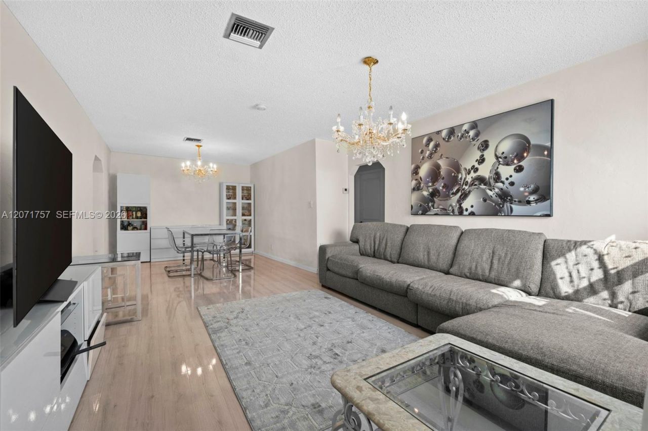 1935 Arthur St, Hollywood, FL 33020 Photo