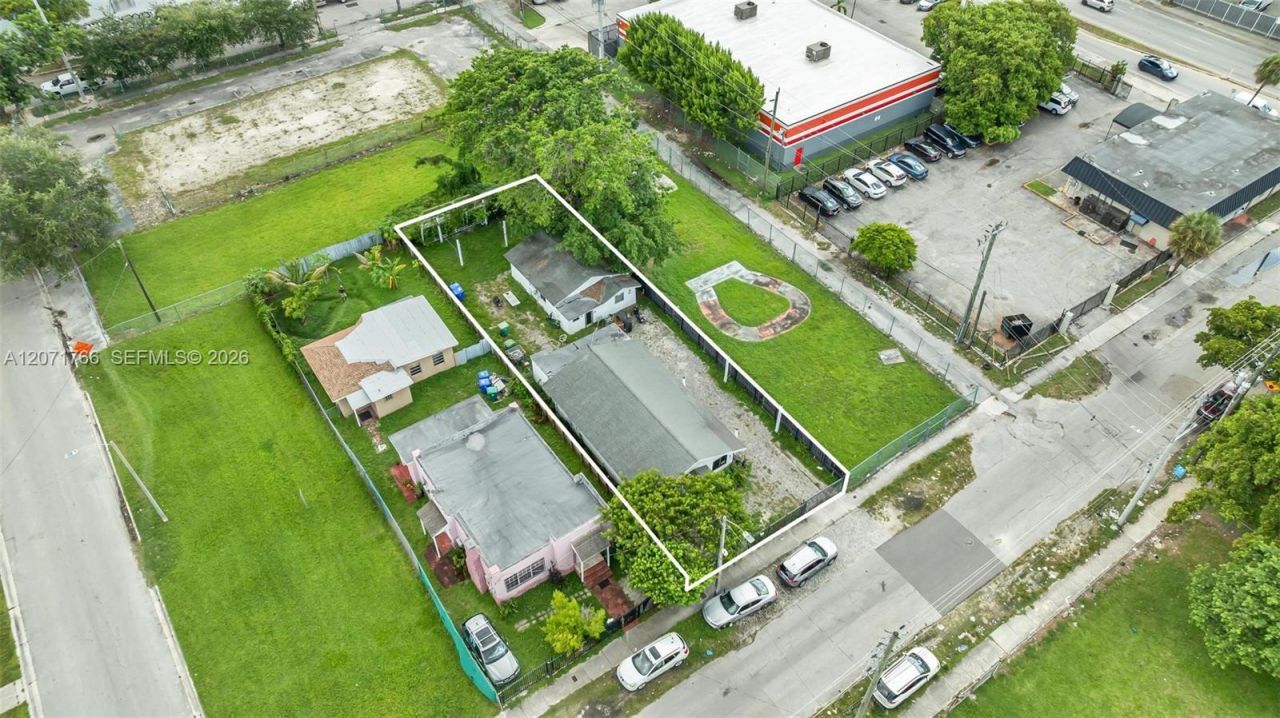 8011 NE Miami Ct , Miami, FL 33138 Photo