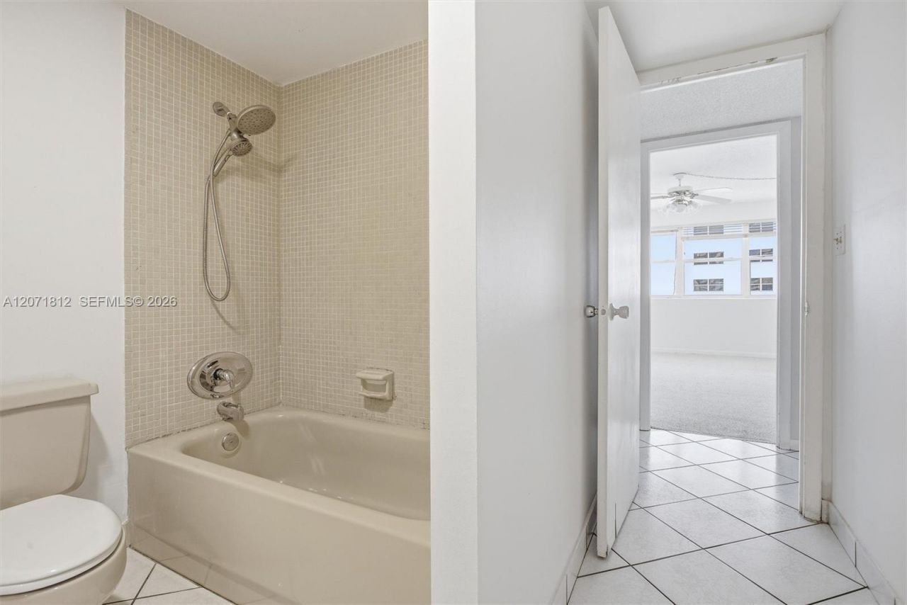 111 Golden Isles Dr , Unit G12, Hallandale Beach, FL 33009 Photo
