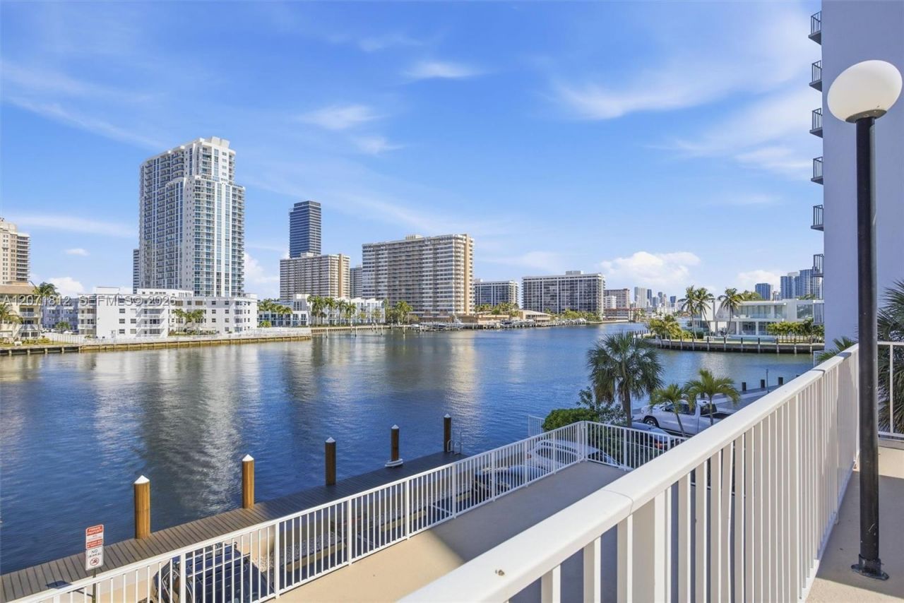 111 Golden Isles Dr , Unit G12, Hallandale Beach, FL 33009 Photo