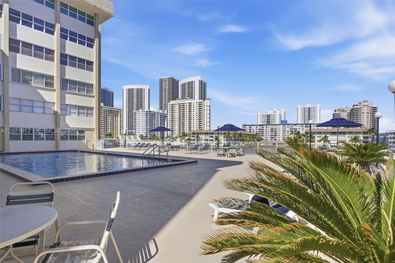 111 Golden Isles Dr , Unit G12, Hallandale Beach, FL 33009 Photo