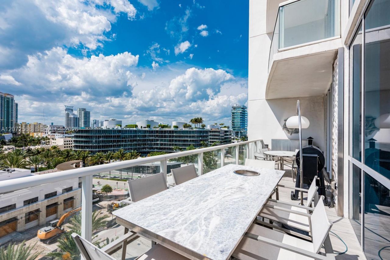 50 S Pointe Dr , Unit 905, Miami Beach, FL 33139 Photo