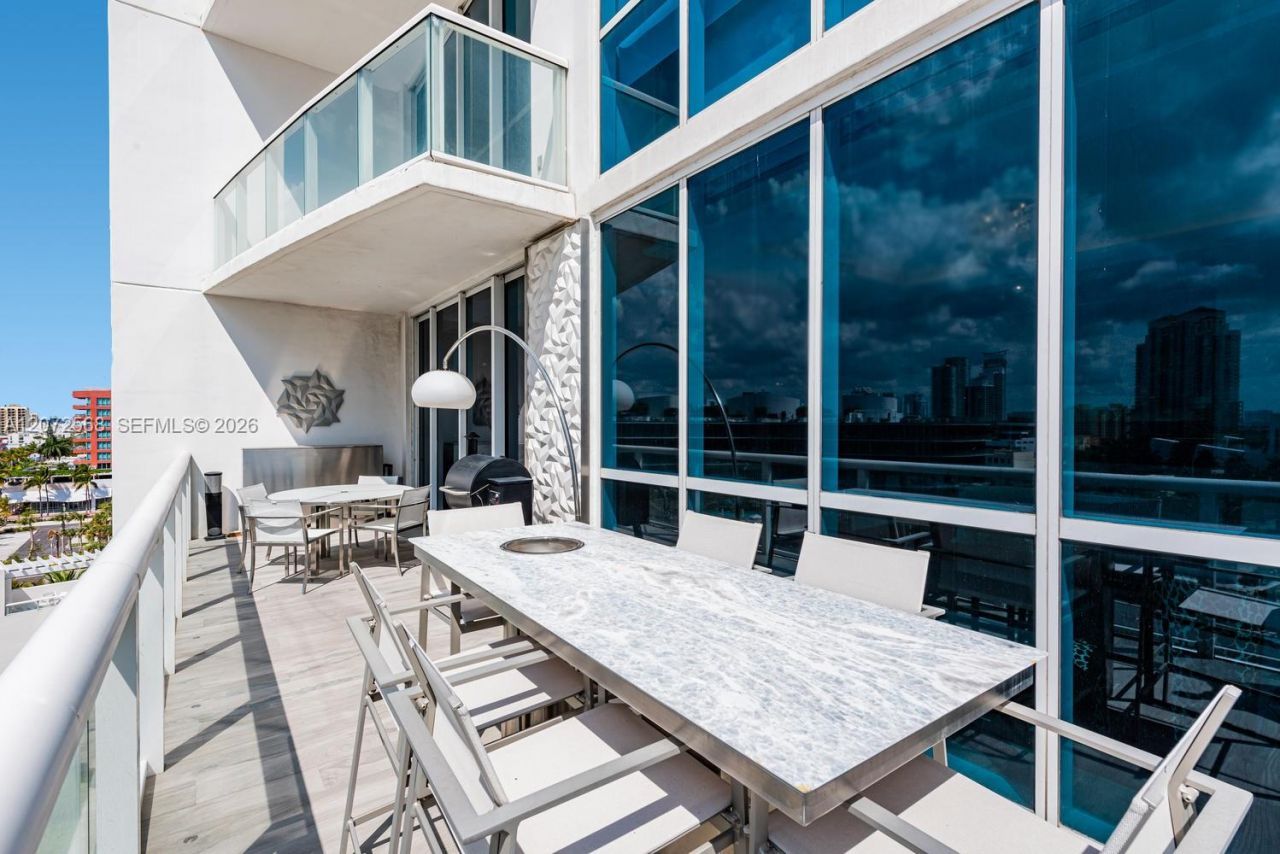 50 S Pointe Dr , Unit 905, Miami Beach, FL 33139 Photo