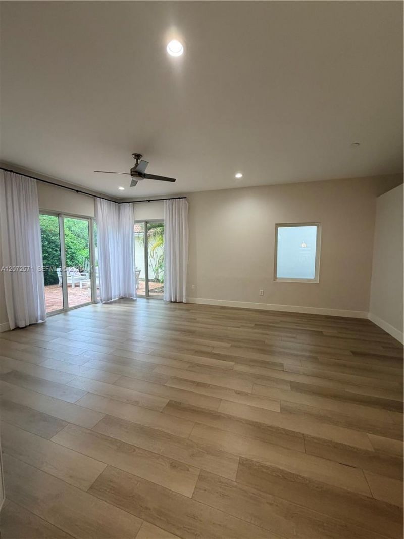 1480 Sweetbay Way , Hollywood, FL 33019 Photo