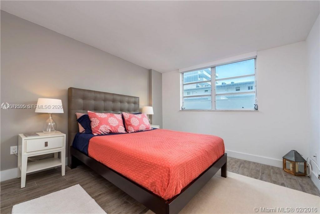 345 Ocean Dr , Unit 408, Miami Beach, FL 33139 Photo