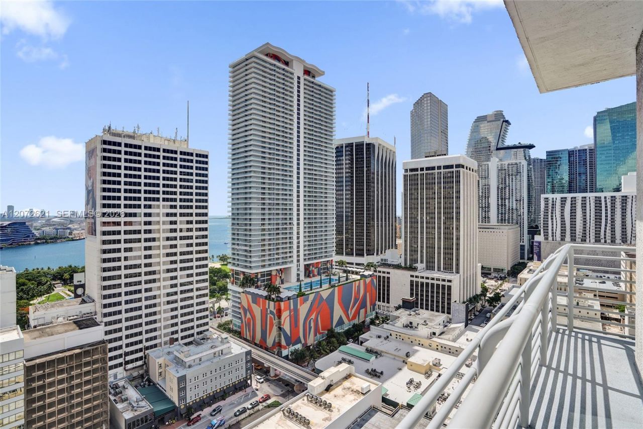 133 NE 2nd Ave , Unit 2302, Miami, FL 33132 Photo