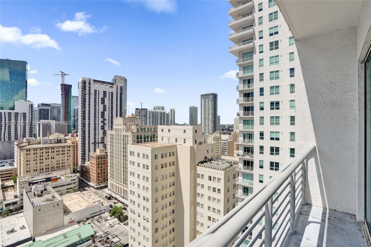 133 NE 2nd Ave , Unit 2302, Miami, FL 33132 Photo
