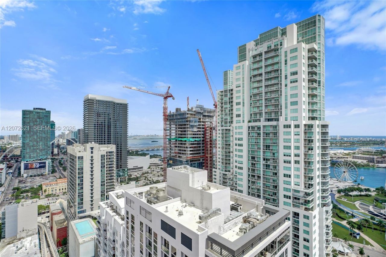 133 NE 2nd Ave , Unit 2302, Miami, FL 33132 Photo