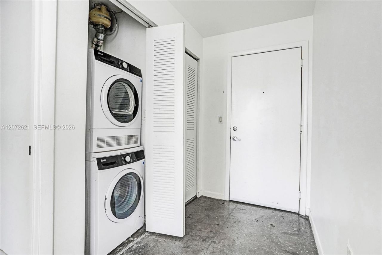 133 NE 2nd Ave , Unit 2302, Miami, FL 33132 Photo
