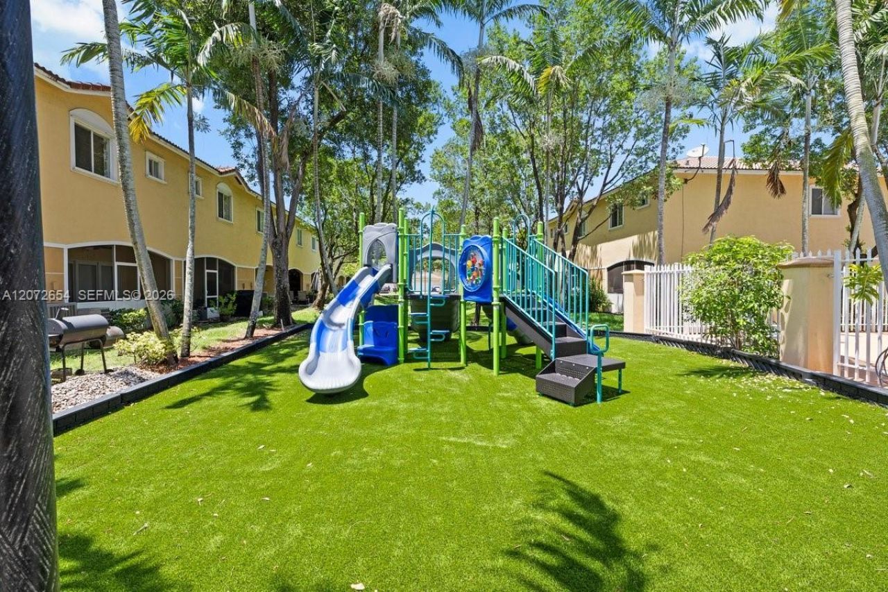 7929 Tuscany Dr , Tamarac, FL 33321 Photo