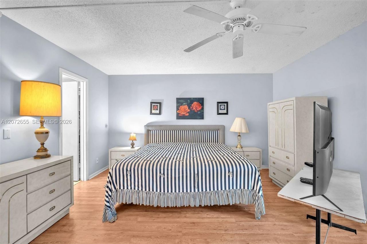 4051 N Newport N , Unit 4051, Deerfield Beach, FL 33442 Photo