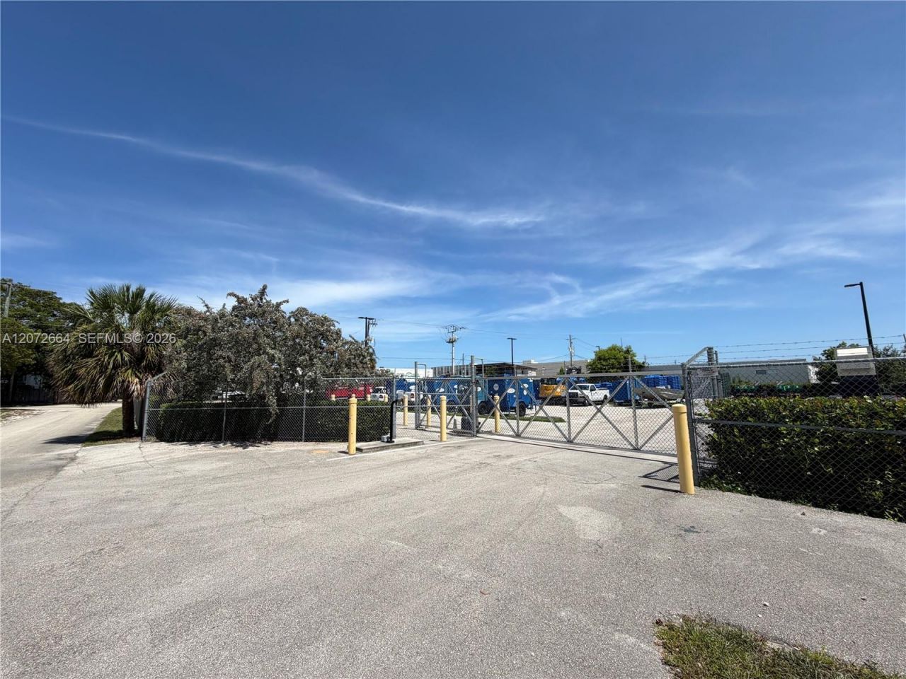5299 NE 12th Ave , Oakland Park, FL 33334 Photo