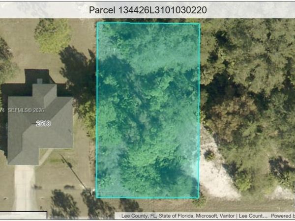 2516 W 38TH ST , Lehigh Acres, FL 33971