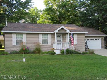 10369 W Higgins Lake Drive, Lyon Township, Mi 48653