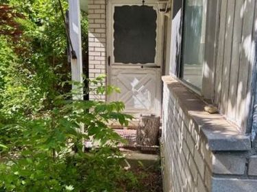 11051 Van Buren Street, Van Buren Township, Mi 48111