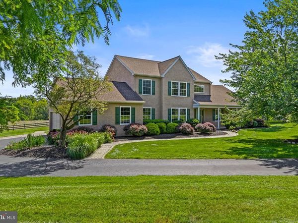 6 E HUNTER CREEK LANE, WEST GROVE, PA 19390