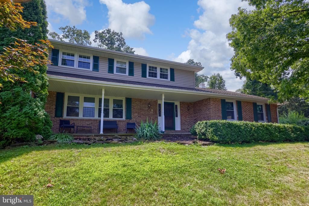408 MARLOWE GARTH , RED LION, PA 17356