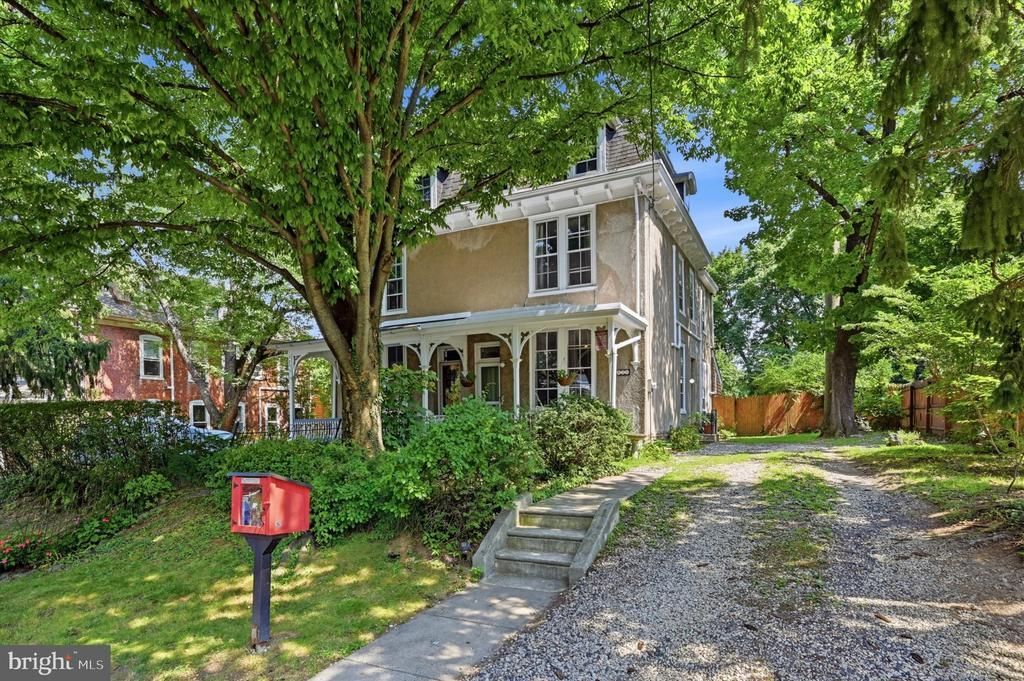 528 W Sedgwick Street, Philadelphia, PA 19119 Main Photo