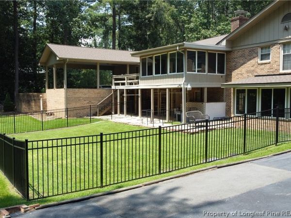 607 Pineknoll Drive, Sanford, NC 27330
