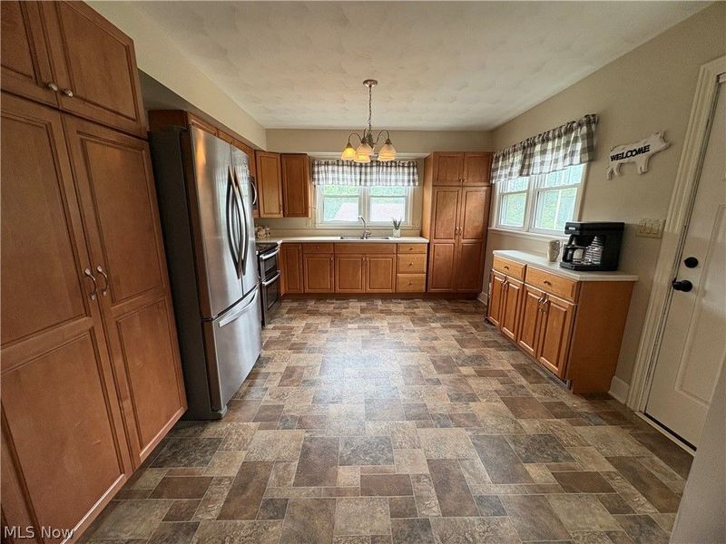 53996 Colerain Pike, Martins Ferry, OH 43935 Photo 12