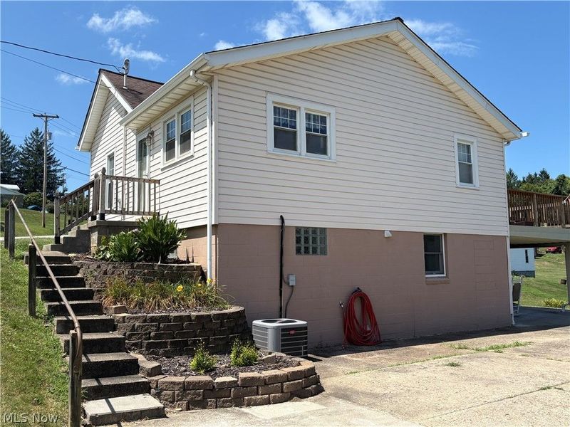 53996 Colerain Pike, Martins Ferry, OH 43935 Photo 2