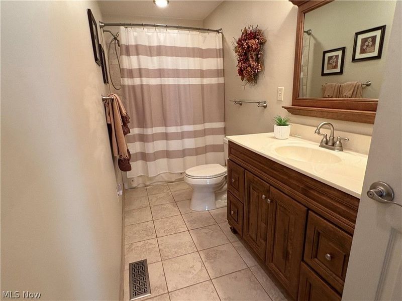 53996 Colerain Pike, Martins Ferry, OH 43935 Photo 21